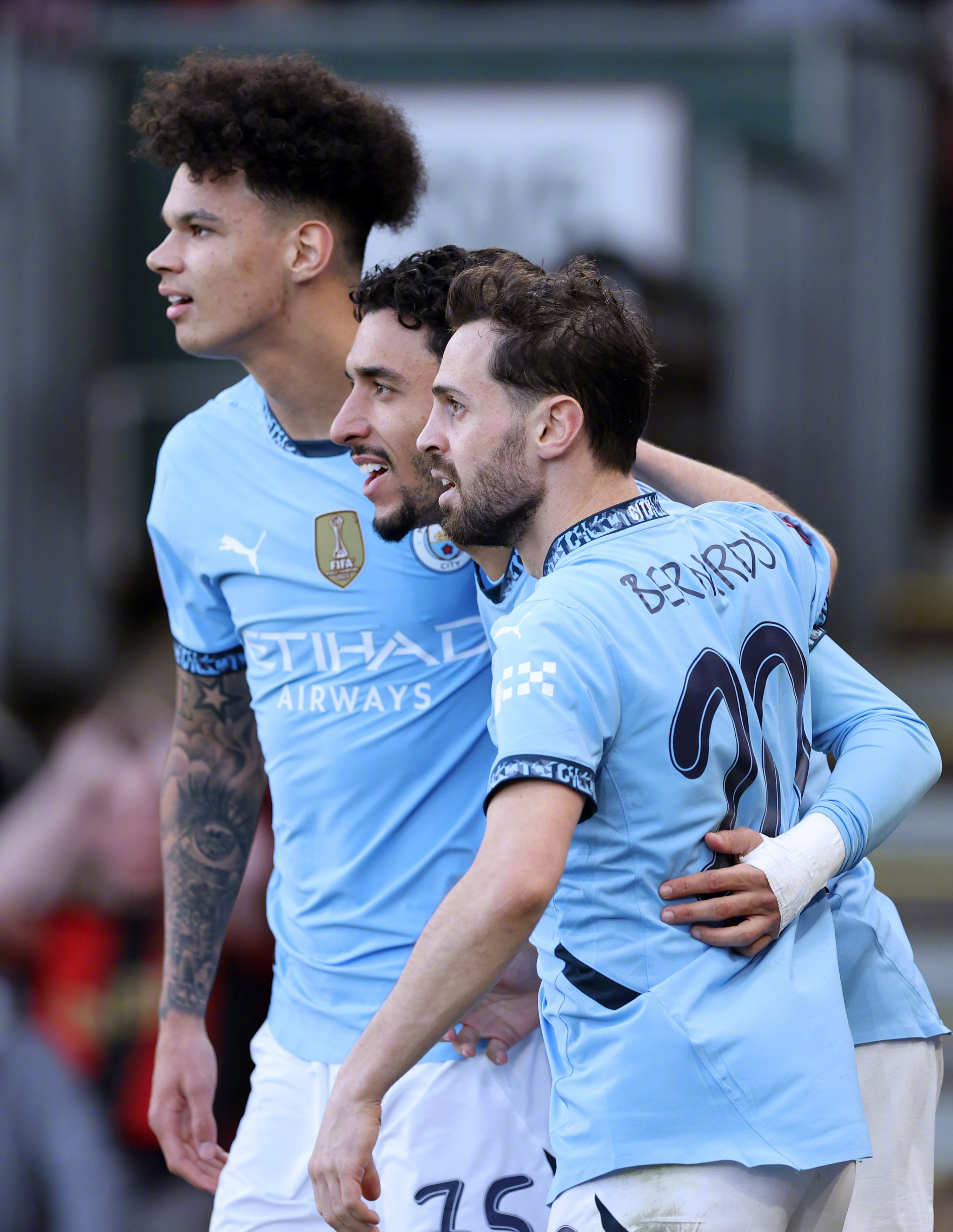 英格兰战胜对手,成功晋级下一阶段 英格兰战胜对手,成功晋级下一阶段