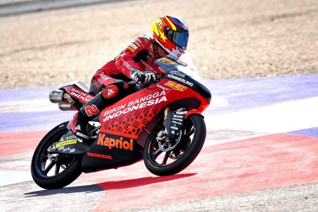 包含圣马力诺挑战克罗地亚，力保晋级资格的词条