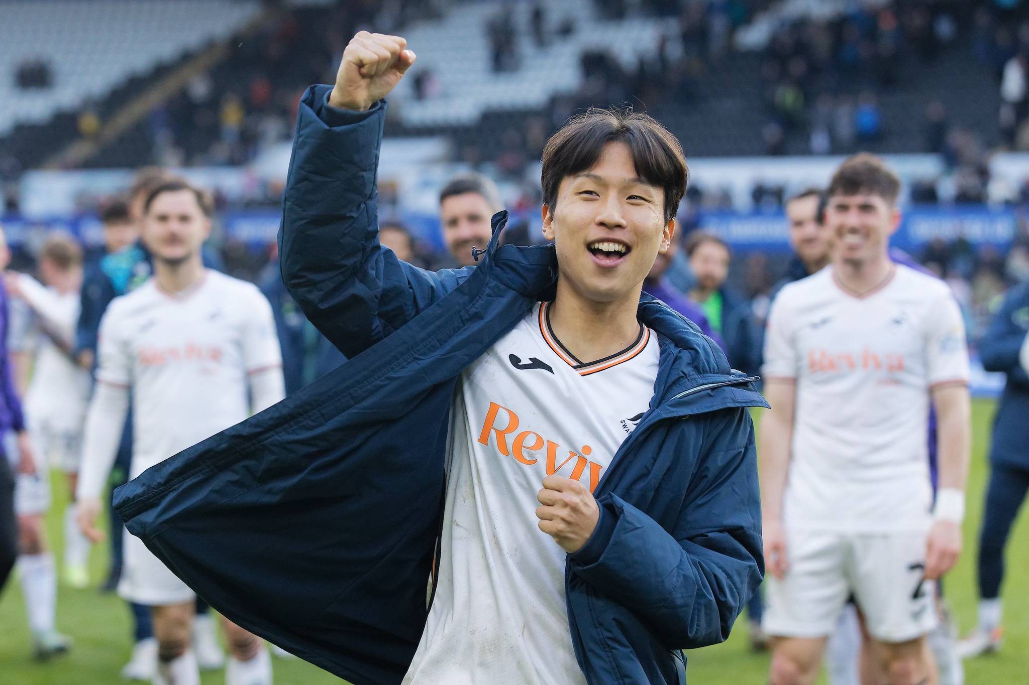 韩国球员成功进军欧洲职业联赛