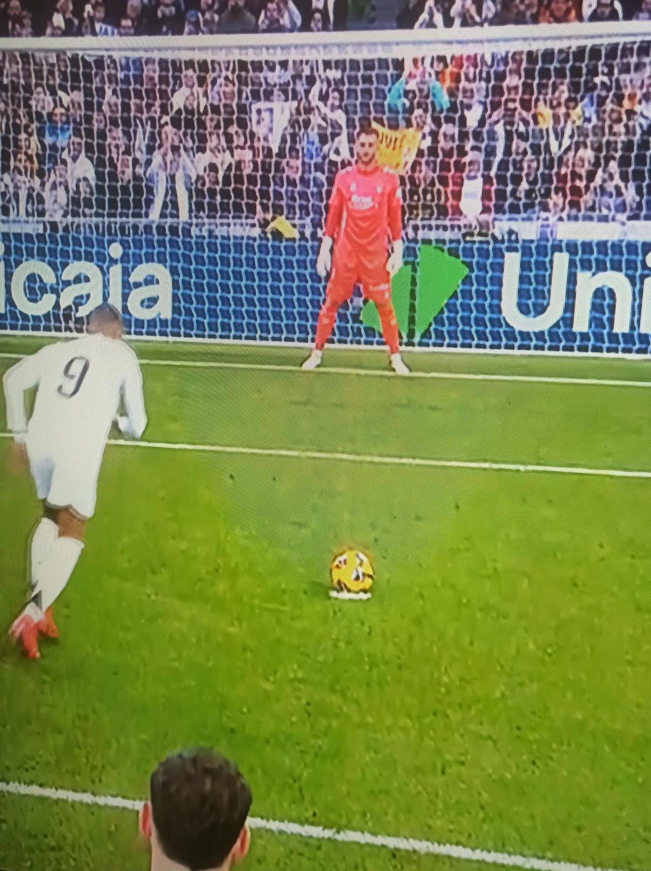 皇马主场取胜，继续保持不败势头