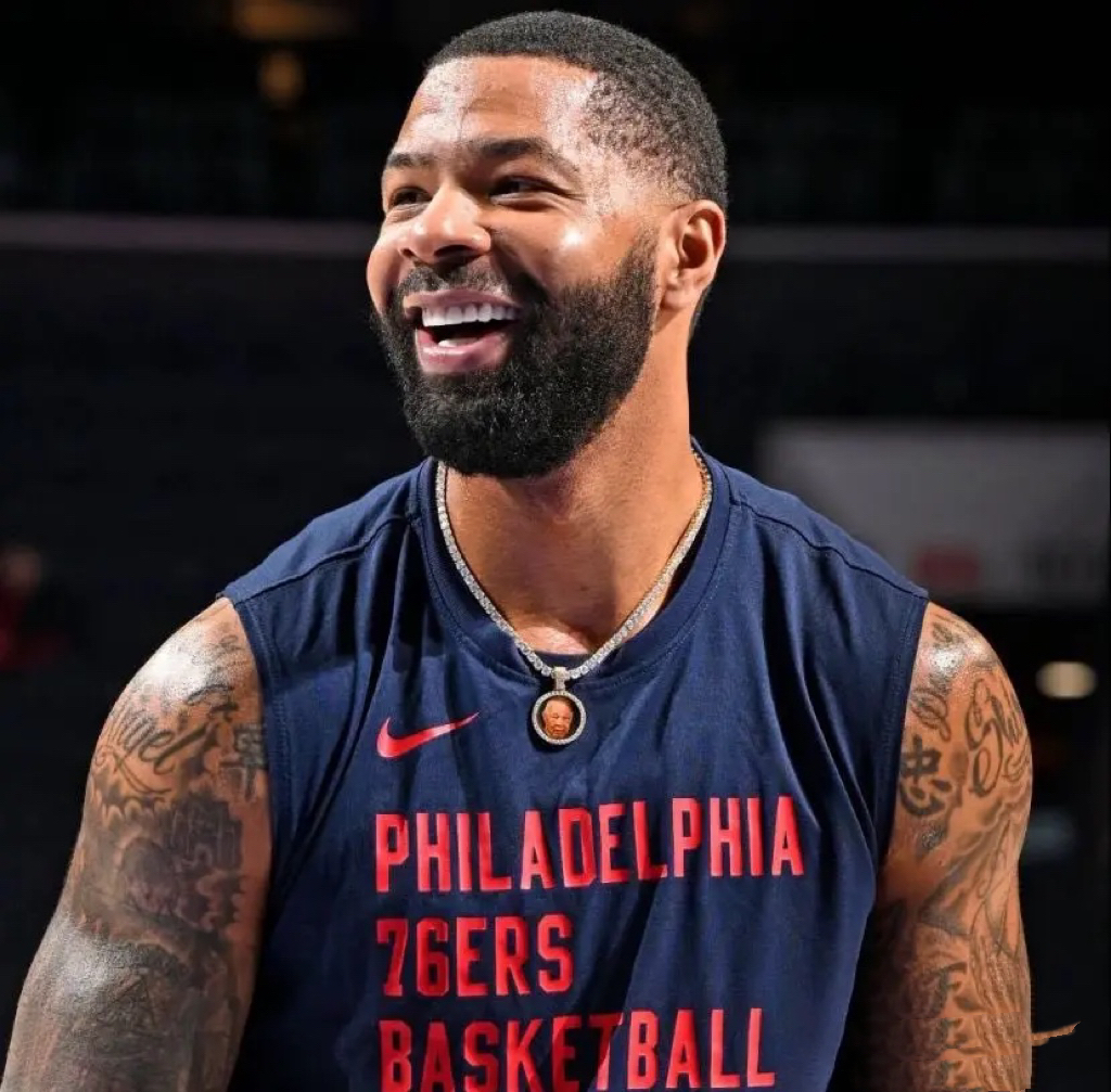 LOL英雄联盟投注-关于黄蜂绝地反击中国男篮，莫里斯惊艳世界的信息