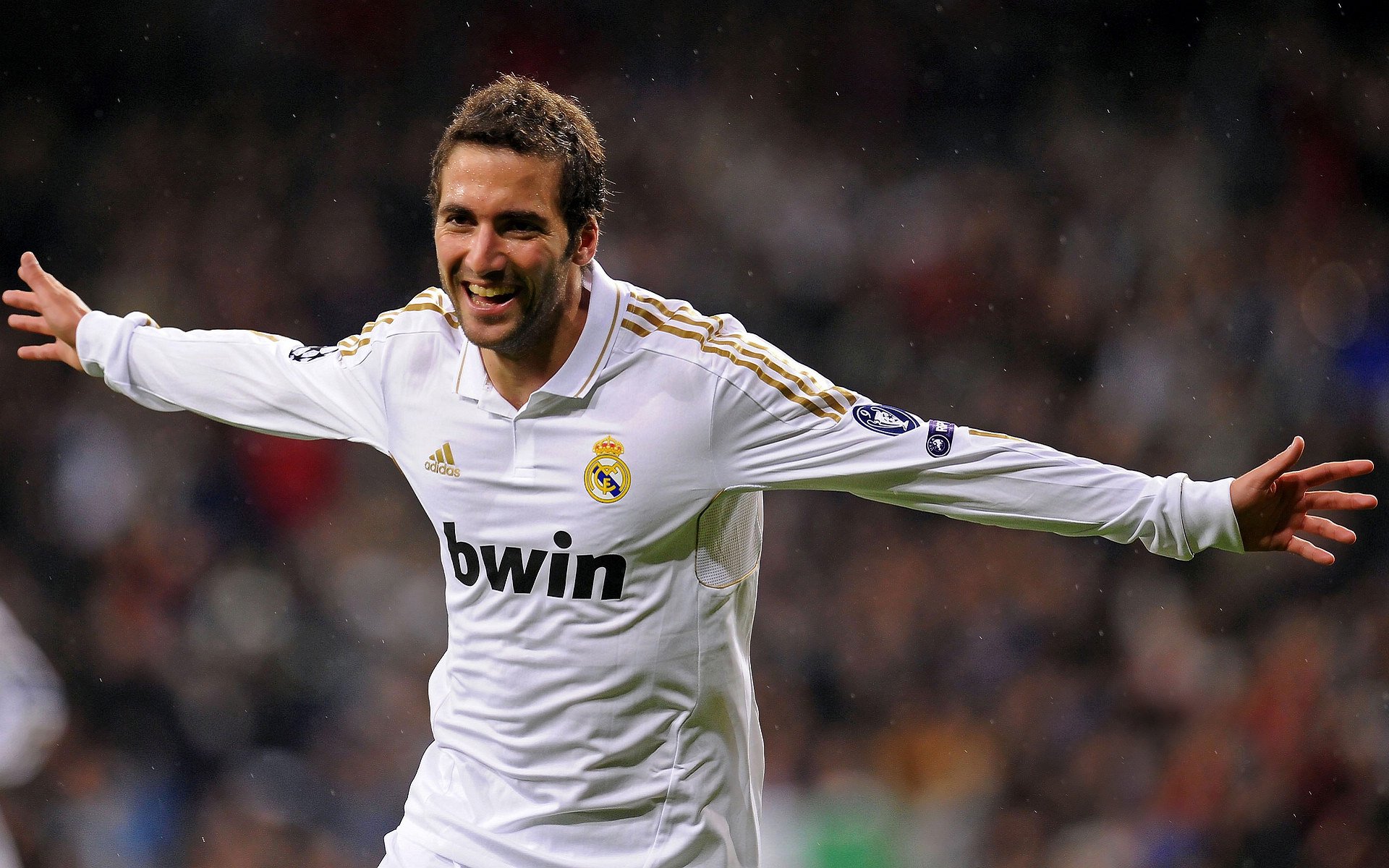 德里赫特关键制胜头槌定乾坤，那不勒斯力克马竞抢占争冠先机