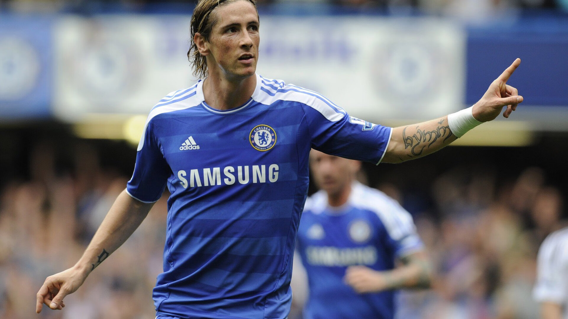 黄喜灿爆发点燃逆转火焰,比利亚雷亚尔式奇迹在喀麦隆上演